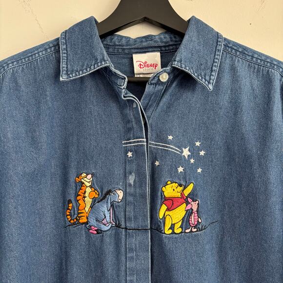 Vtg 90s Disney Store Embroidered Winnie The Pooh Button Down Denim Shirt L - Picture 1 of 5